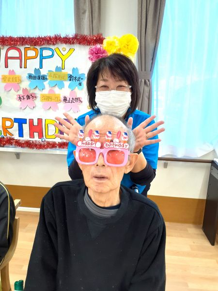 1番嬉しかったことは2人の息子様の誕生だそうです。 1番嬉しかったことは2人の息子様の誕生だそうです。